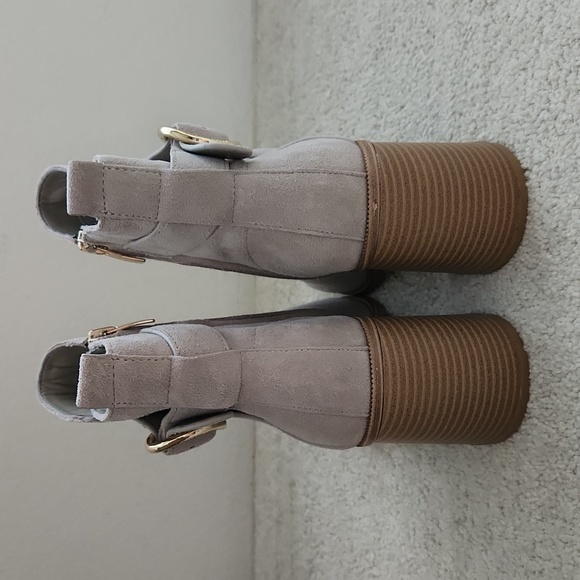 Nine West Need You Dress Booties Boots Light Grey Size 7 - Picture 3 of 5